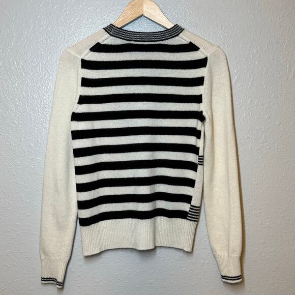 Marc Jacobs Tattoo Hearts Cherries 100% Wool Crewneck Sweater Ivory Size Small - Picture 3 of 10